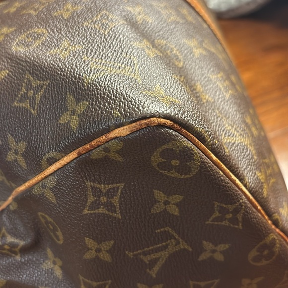 Louis Vuitton authentic keepall  45 with COA - Picture 7 of 13
